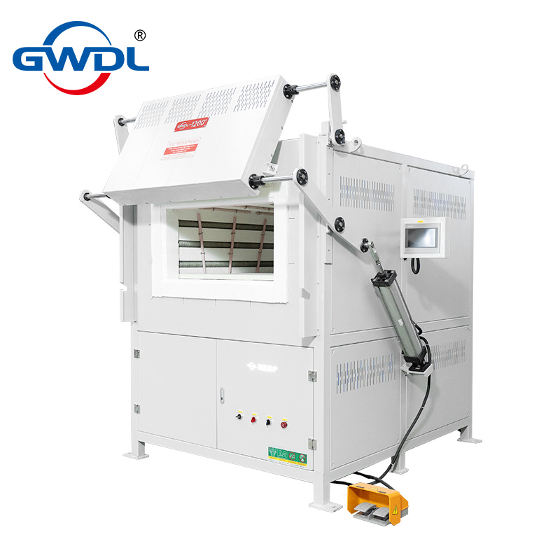 1200 DEGREES FOOT SWITCH ON THE DOOR BOX TYPE FURNACE